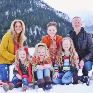 Meet your Posher, Kendra